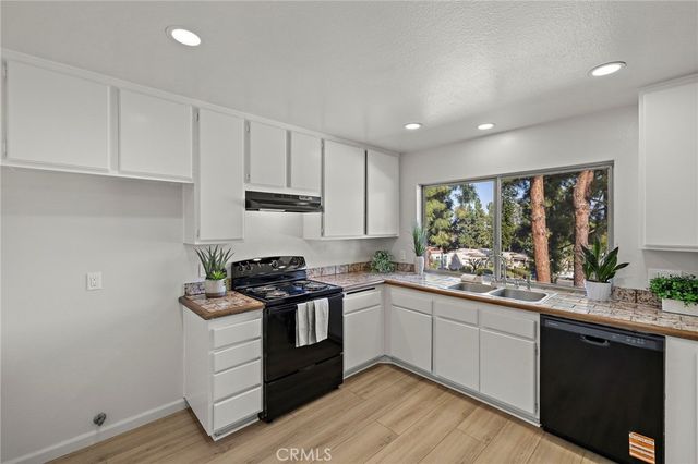 23401 Caminito Lazaro 245, Laguna Hills, CA 92653