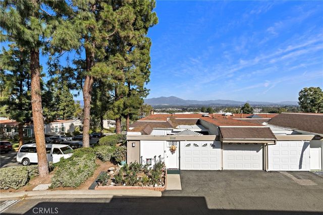 23401 Caminito Lazaro 245, Laguna Hills, CA 92653