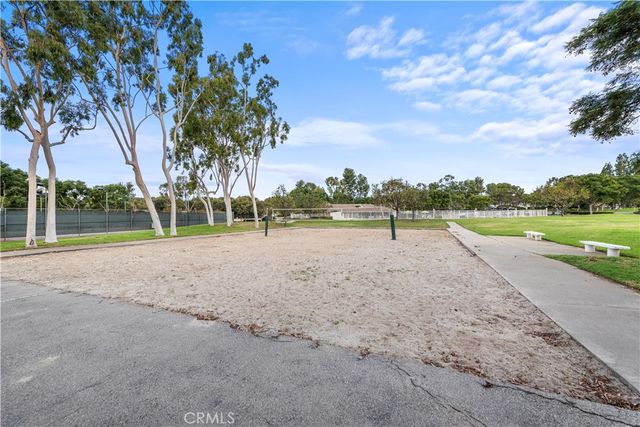 23401 Caminito Lazaro 245, Laguna Hills, CA 92653