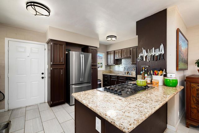 37767 Porter Drive, Cathedral City, CA 92234