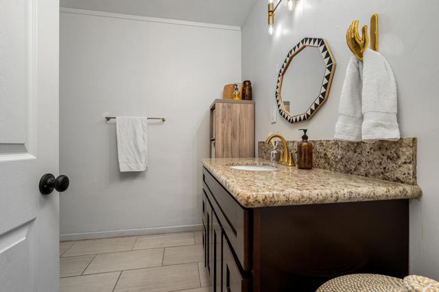 37767 Porter Drive, Cathedral City, CA 92234
