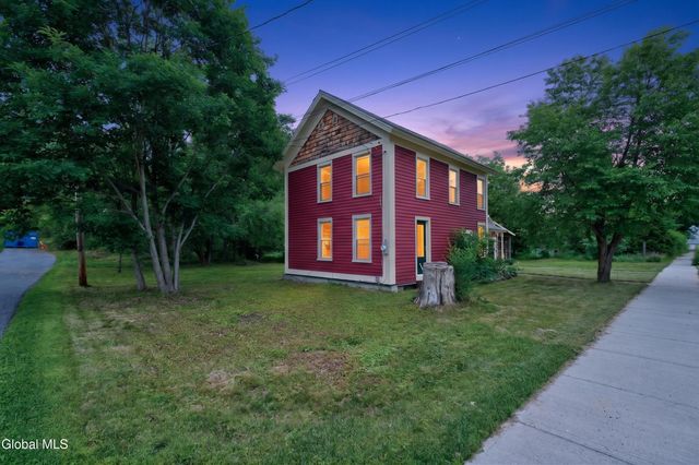 28 Vale Street, Salem, NY 12865