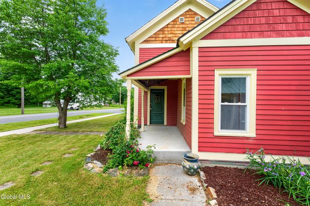 28 Vale Street, Salem, NY 12865
