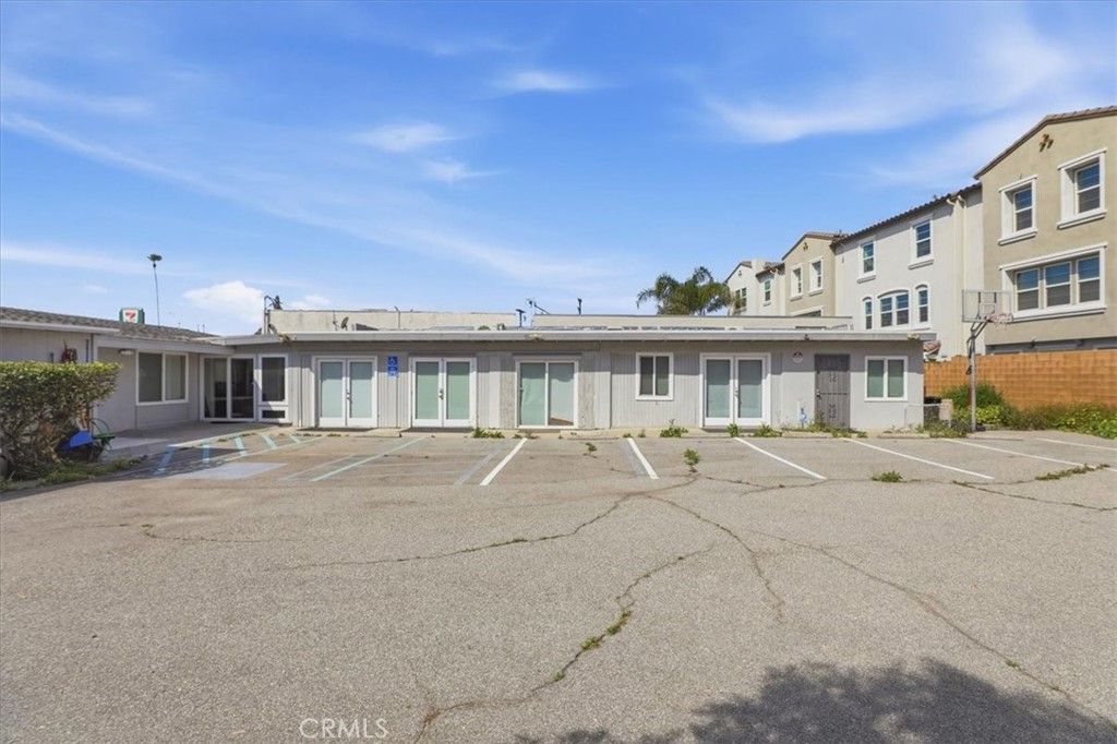4333 E Live Oak Avenue, Arcadia, CA 91006