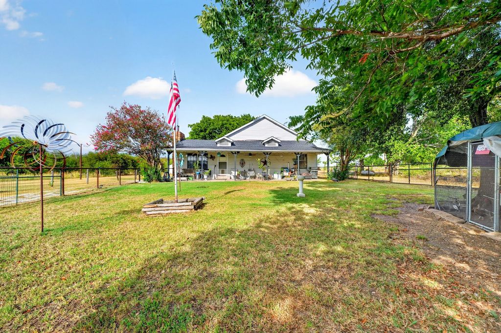15380 Longspur Lane, Terrell, TX 75160