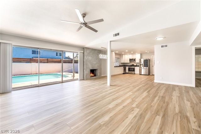 2535 Congress Avenue, Las Vegas, NV 89121