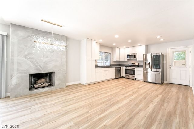 2535 Congress Avenue, Las Vegas, NV 89121