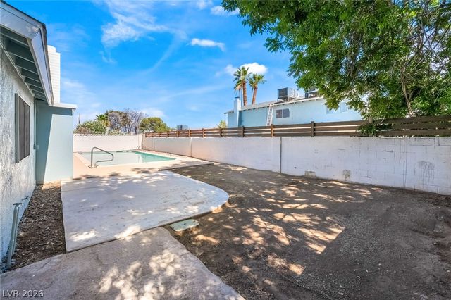 2535 Congress Avenue, Las Vegas, NV 89121