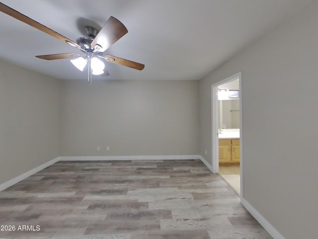 10733 W TAFT Street, Phoenix, AZ 85037