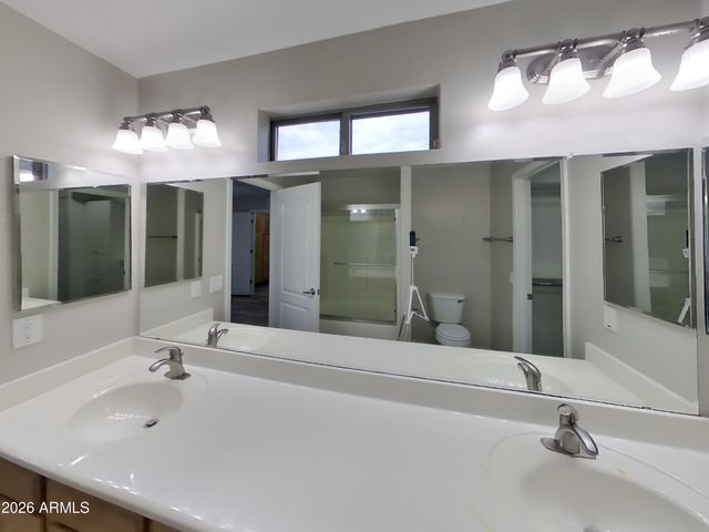 10733 W TAFT Street, Phoenix, AZ 85037