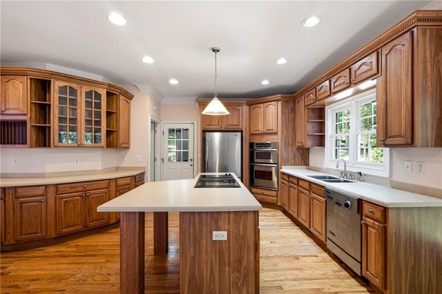 65 Tanglewood Road, Newnan, GA 30263