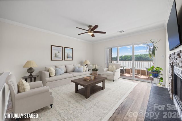7332 Lakefront Drive 4, Charlotte, NC 28278