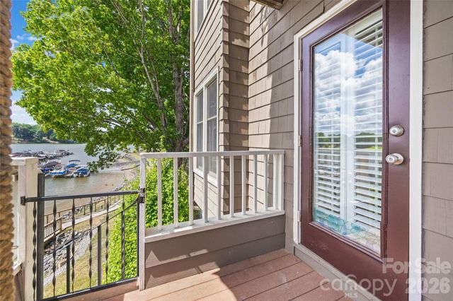 7332 Lakefront Drive 4, Charlotte, NC 28278