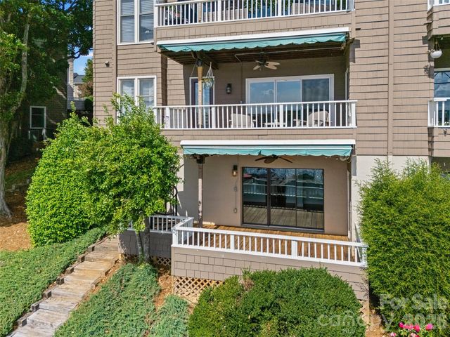 7332 Lakefront Drive 4, Charlotte, NC 28278