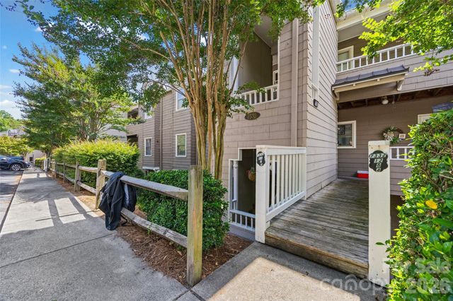 7332 Lakefront Drive 4, Charlotte, NC 28278