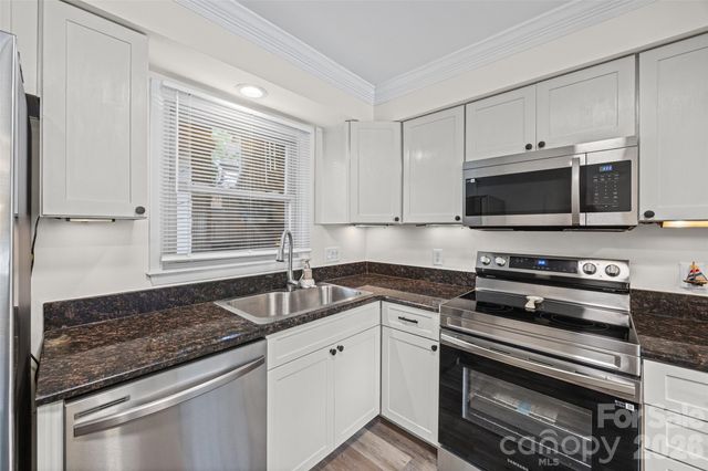 7332 Lakefront Drive 4, Charlotte, NC 28278