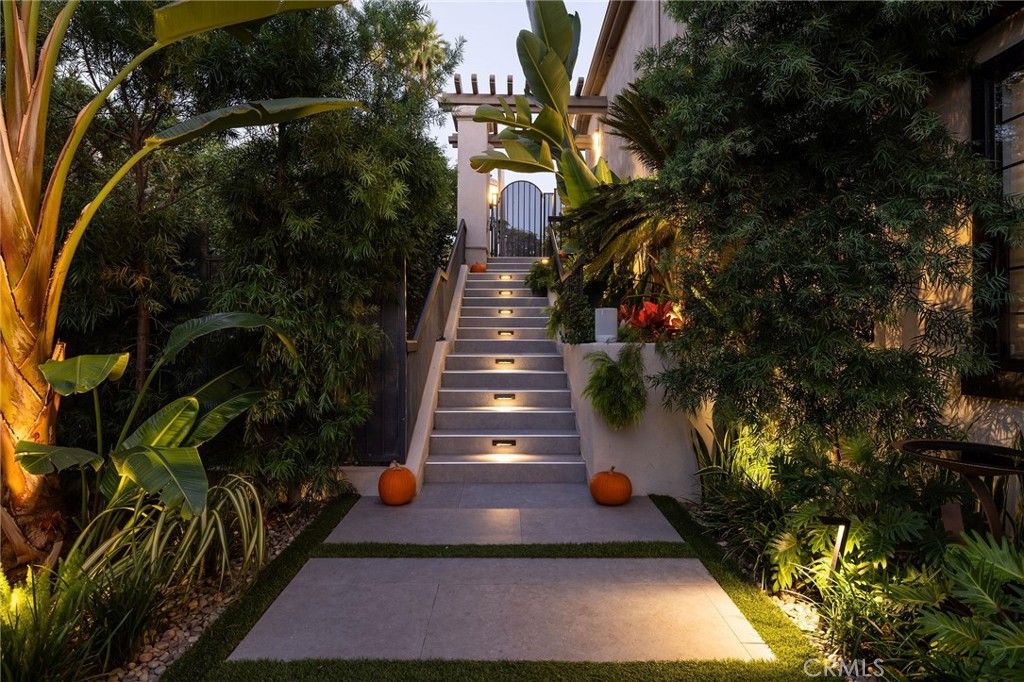 51 Seabrook Cove, Newport Beach, CA 92660 — photo 2