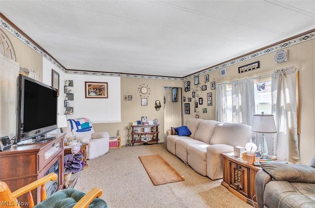 1166 Lafayette Road G1, Medina, OH 44256