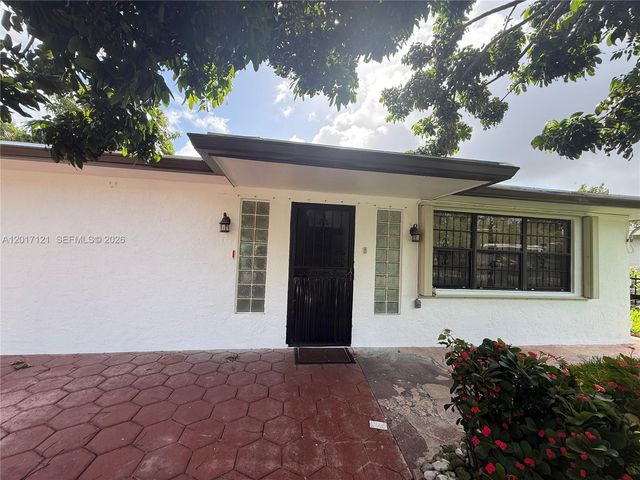 2650 SW 13th Ave, Fort Lauderdale, FL 33315