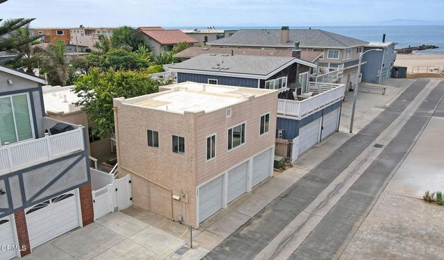 1088 1090 Bangor Lane, Ventura, CA 93001