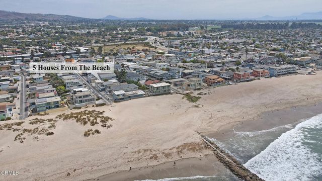 1088 1090 Bangor Lane, Ventura, CA 93001
