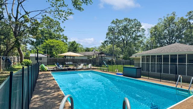 254 S WHITE STATION RD, Memphis, TN 38117