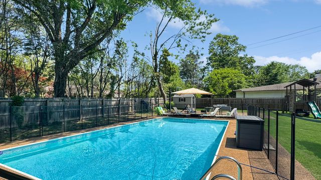 254 S WHITE STATION RD, Memphis, TN 38117