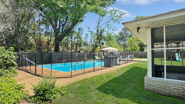 254 S WHITE STATION RD, Memphis, TN 38117