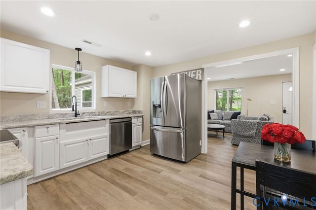15401 Pocahontas Trl, Lanexa, VA 23089