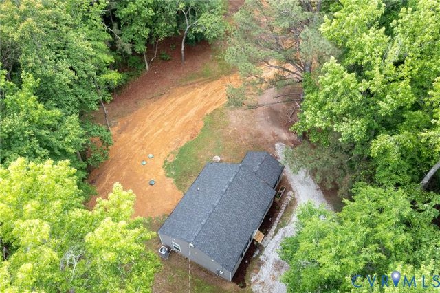 15401 Pocahontas Trl, Lanexa, VA 23089