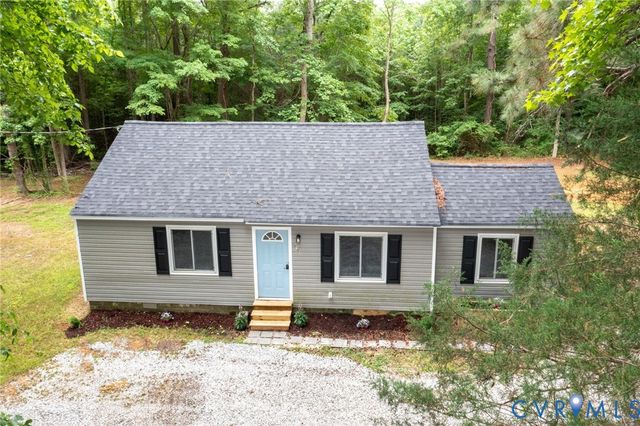 15401 Pocahontas Trl, Lanexa, VA 23089
