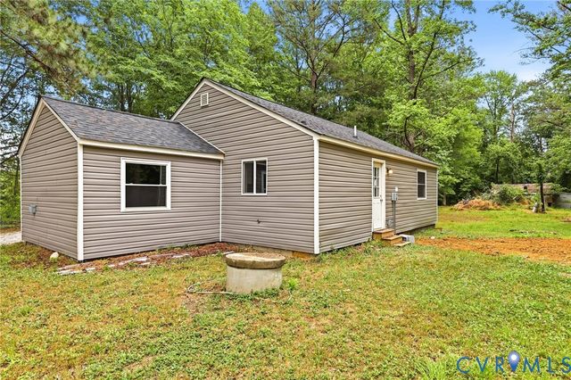15401 Pocahontas Trl, Lanexa, VA 23089