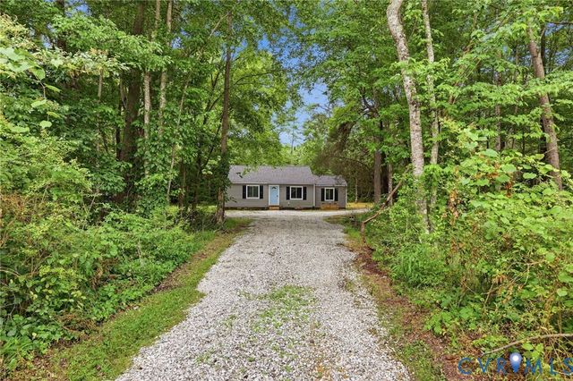 15401 Pocahontas Trl, Lanexa, VA 23089