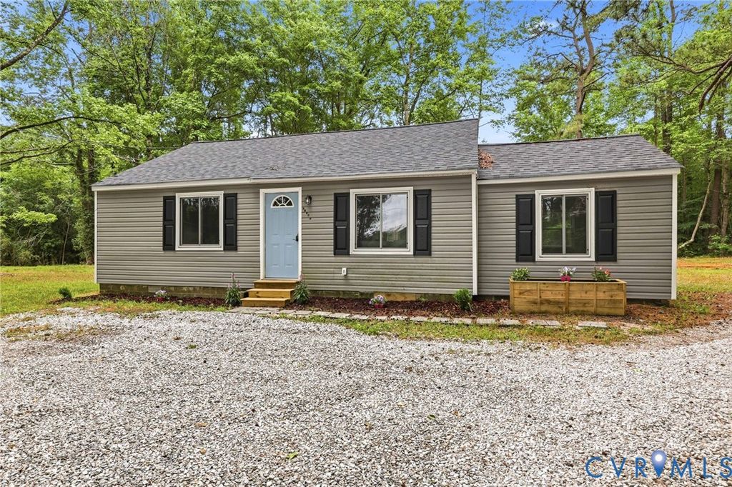 15401 Pocahontas Trl, Lanexa, VA 23089