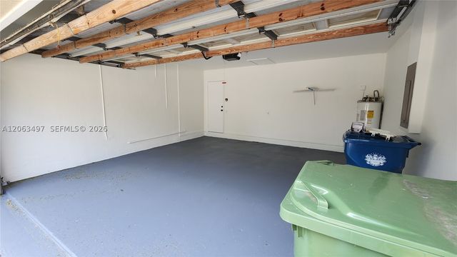 924 Falling Water Rd 924, Weston, FL 33326