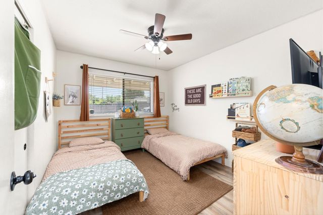 10555 Olson Dr, Rancho Cordova, CA 95670