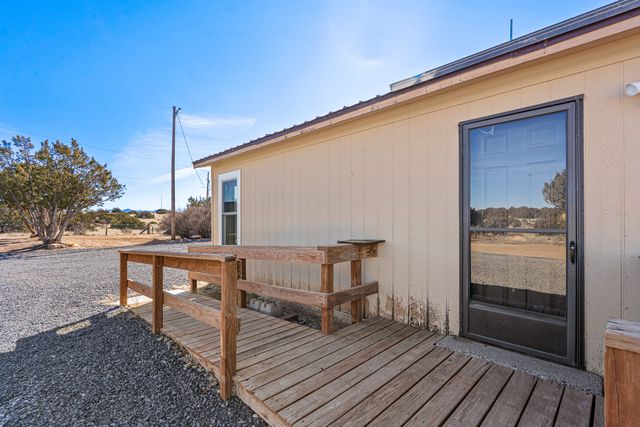 16 Avenida Angeles, Santa Fe, NM 87507