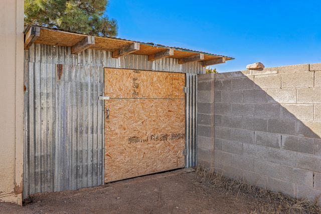 16 Avenida Angeles, Santa Fe, NM 87507