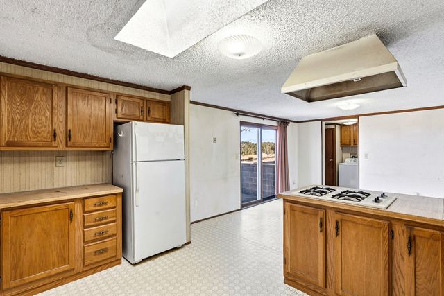 16 Avenida Angeles, Santa Fe, NM 87507