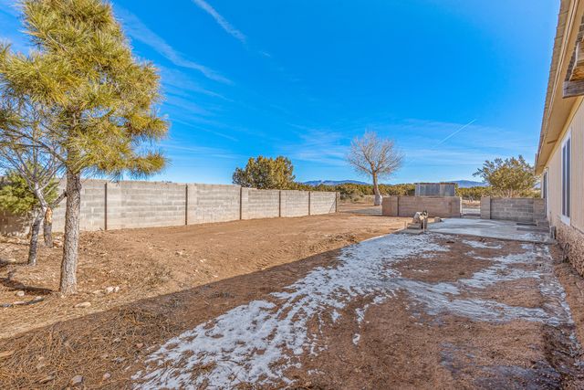 16 Avenida Angeles, Santa Fe, NM 87507