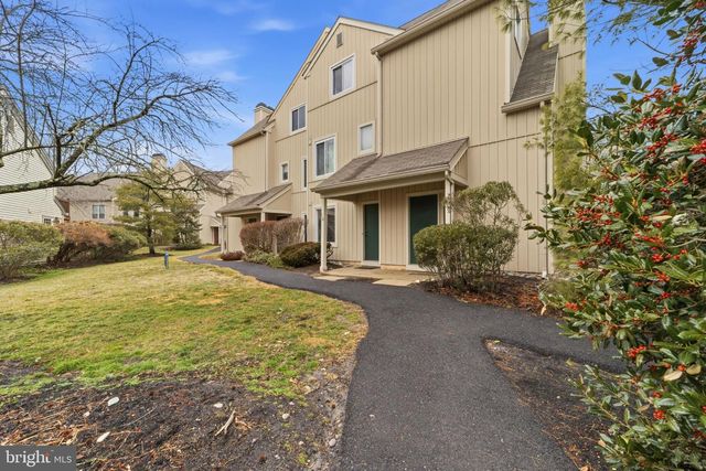 118 WOODLAKE DR, Marlton, NJ 08053