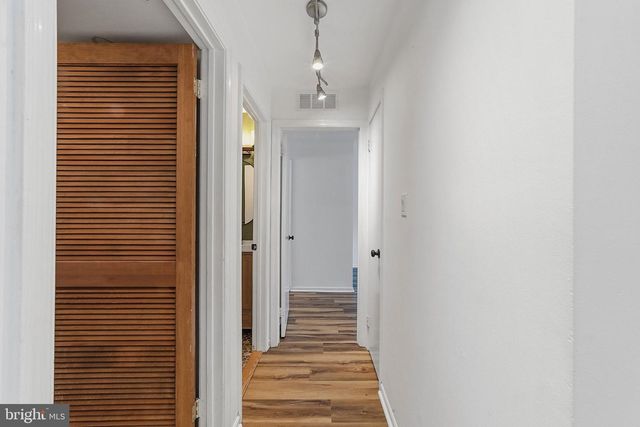 118 WOODLAKE DR, Marlton, NJ 08053