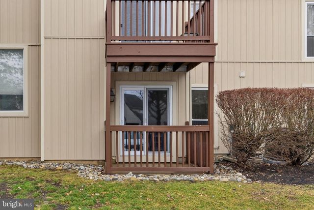 118 WOODLAKE DR, Marlton, NJ 08053