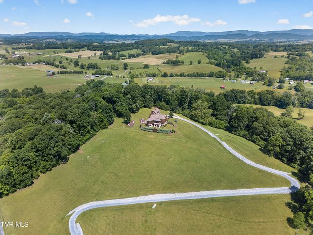 15277 Bishop Road, Chilhowie, VA 24319