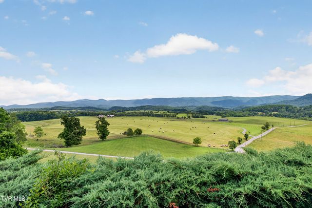 15277 Bishop Road, Chilhowie, VA 24319