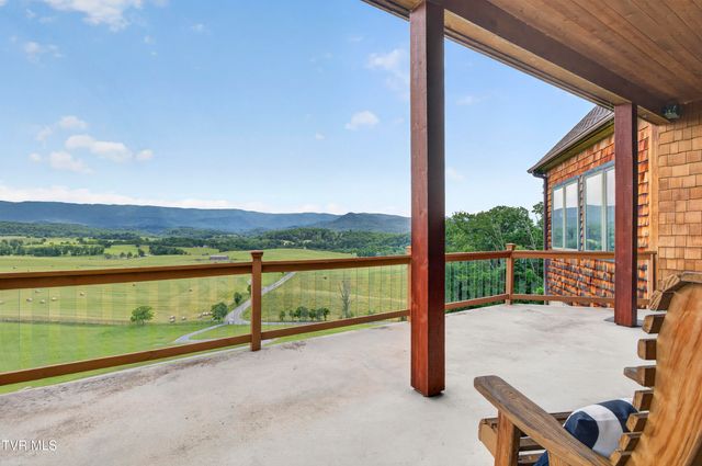 15277 Bishop Road, Chilhowie, VA 24319