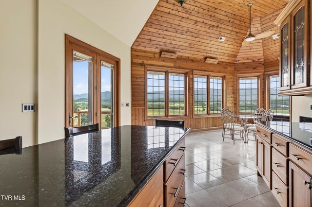 15277 Bishop Road, Chilhowie, VA 24319