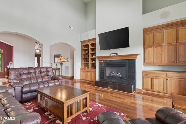 15277 Bishop Road, Chilhowie, VA 24319
