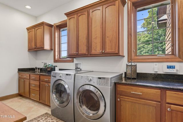 15277 Bishop Road, Chilhowie, VA 24319