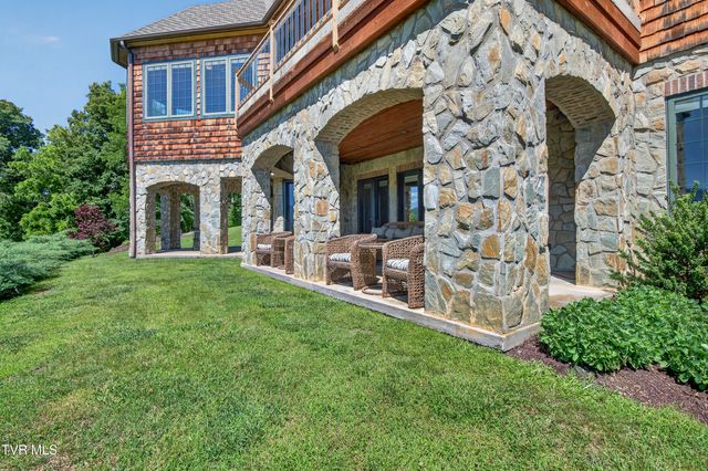 15277 Bishop Road, Chilhowie, VA 24319